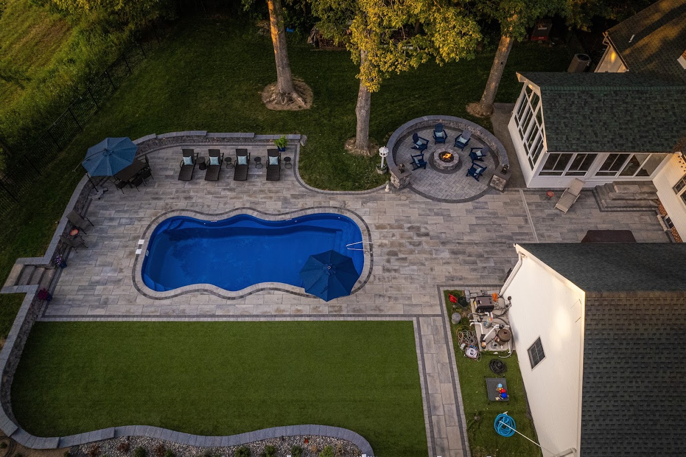Fiberglass Swimming Pools Image